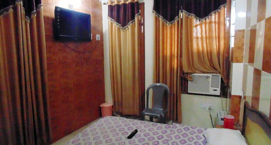 New Sanjay Guest House, Katra 2